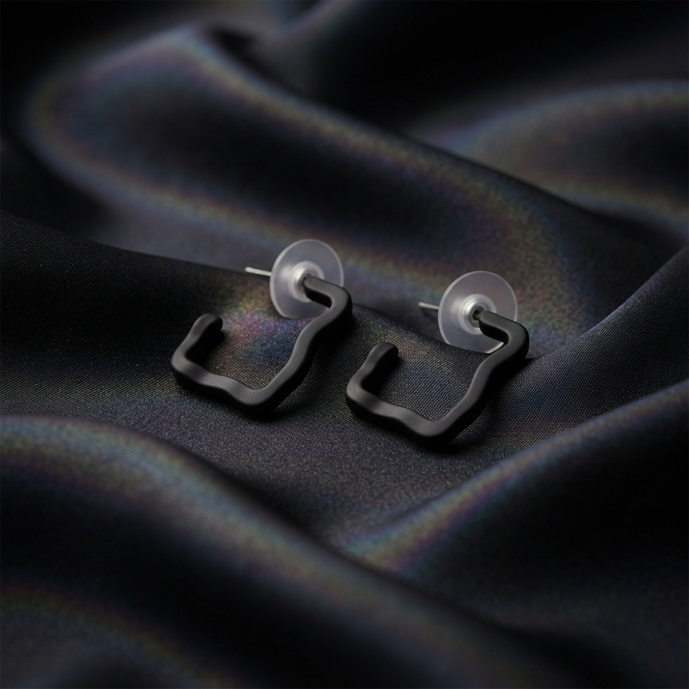 JewelMaze Trendy Black Geometric Hoop Earrings for Women