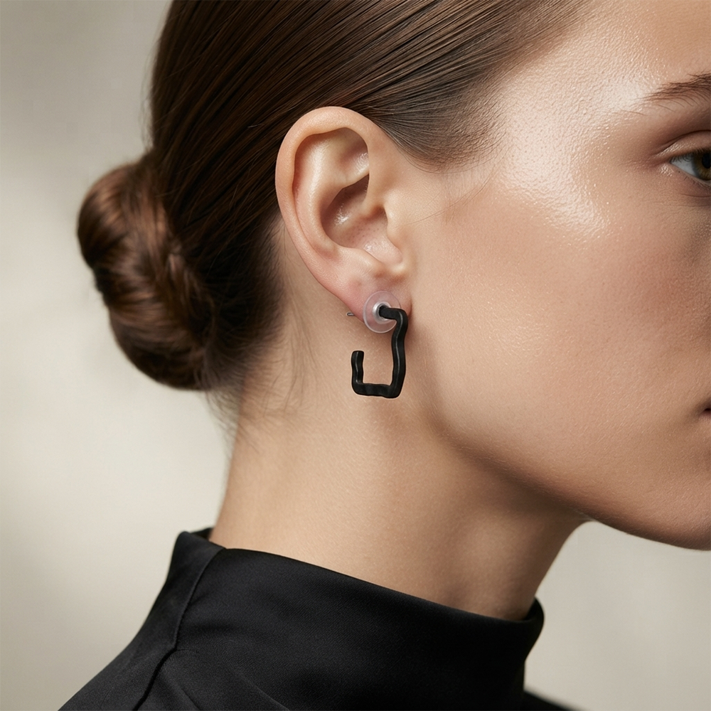 JewelMaze Trendy Black Geometric Hoop Earrings for Women