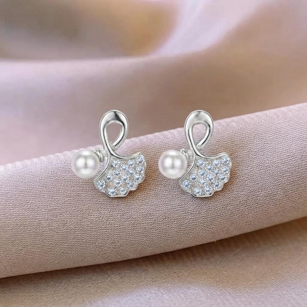 JewelMaze Silver Plated Leaf Shape Austrian Stone & Pearl Stud Earrings for Women 