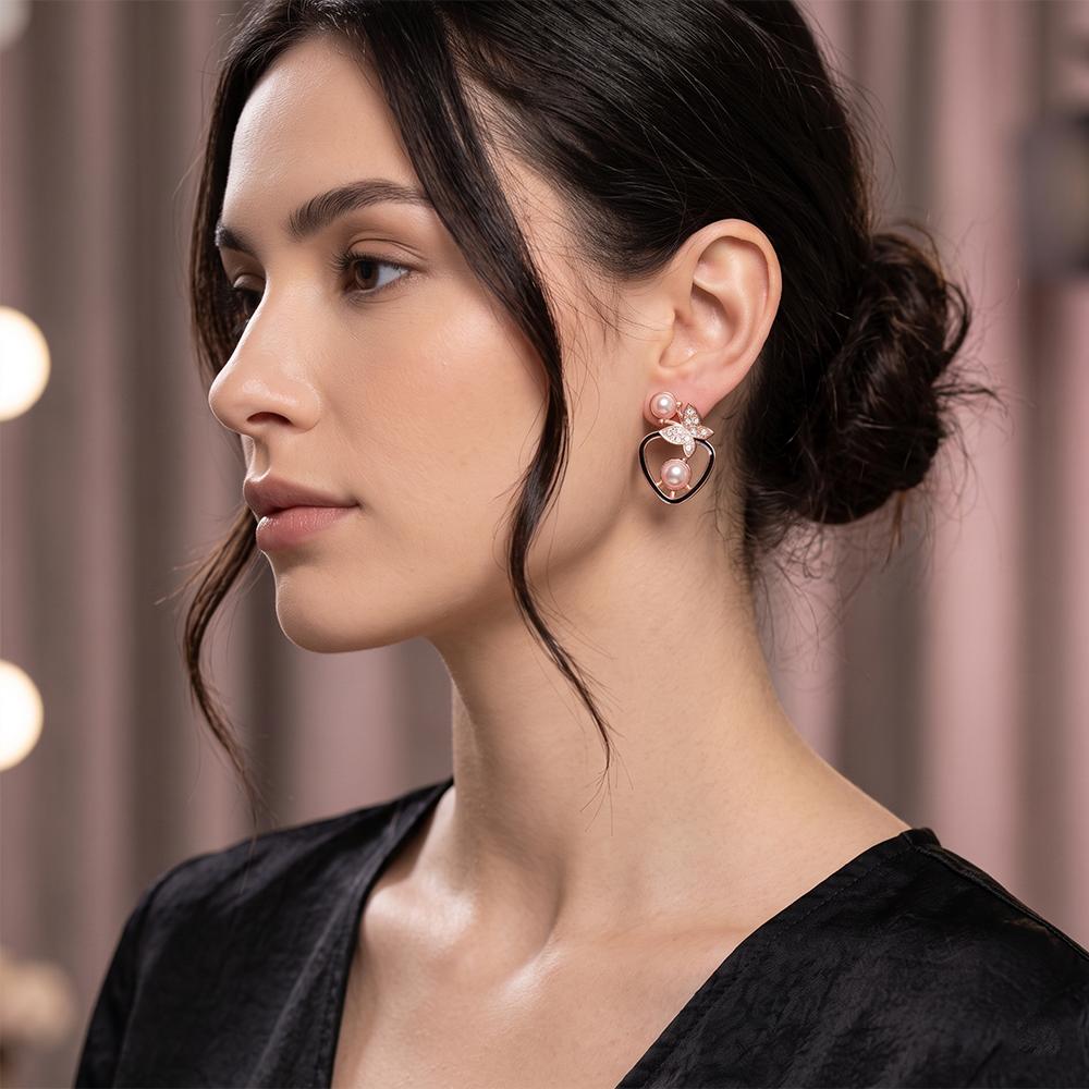 JewelMaze Rose Gold Plated Butterfly Shape Austrian Stone & Pearl Stud Earrings for Women