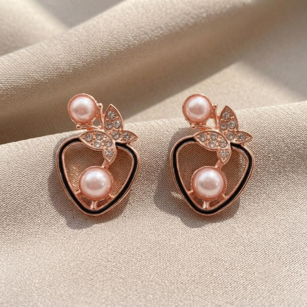 JewelMaze Rose Gold Plated Butterfly Shape Austrian Stone & Pearl Stud Earrings for Women 