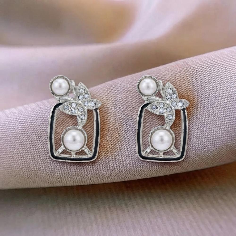 JewelMaze Silver Plated Butterfly Motif Austrian Stone & Pearl Stud Earrings for Women