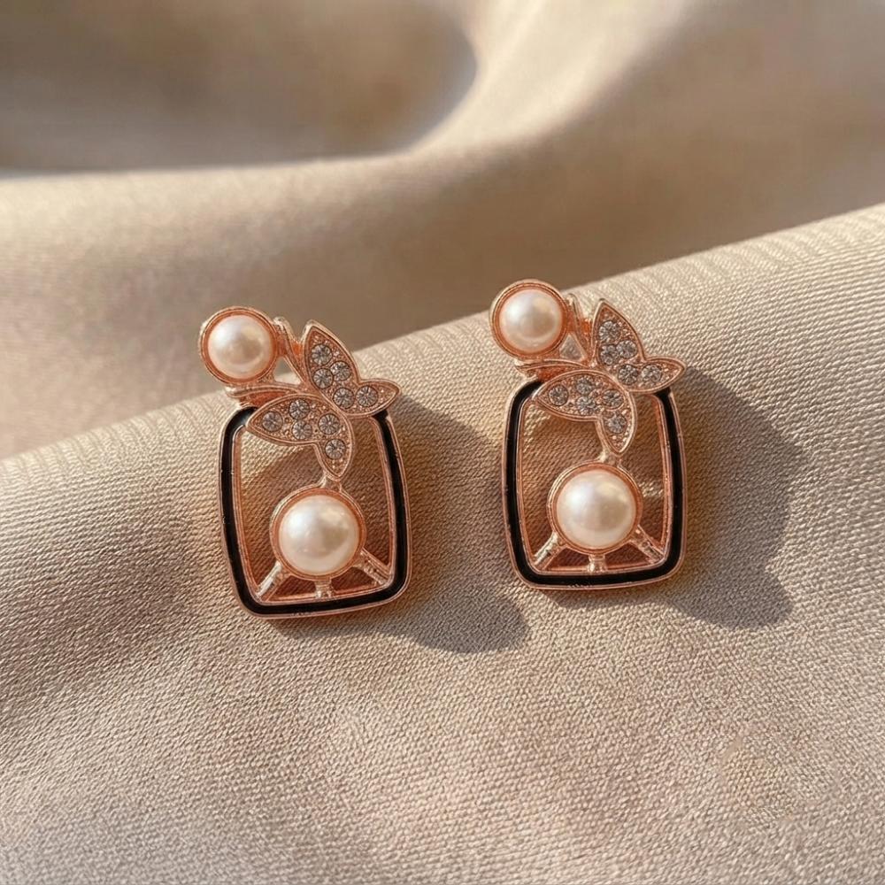 JewelMaze Rose Gold Plated Butterfly Motif Austrian Stone & Pearl Stud Earrings for Women 