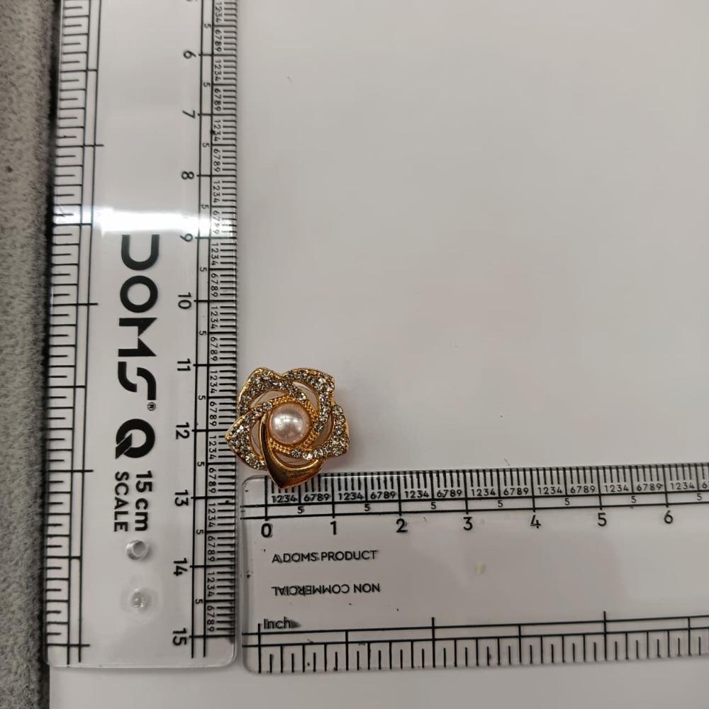 JewelMaze Stylish Gold Plated Floral Shape Austrian Stone & Pearl Stud Earrings for Women & Girls